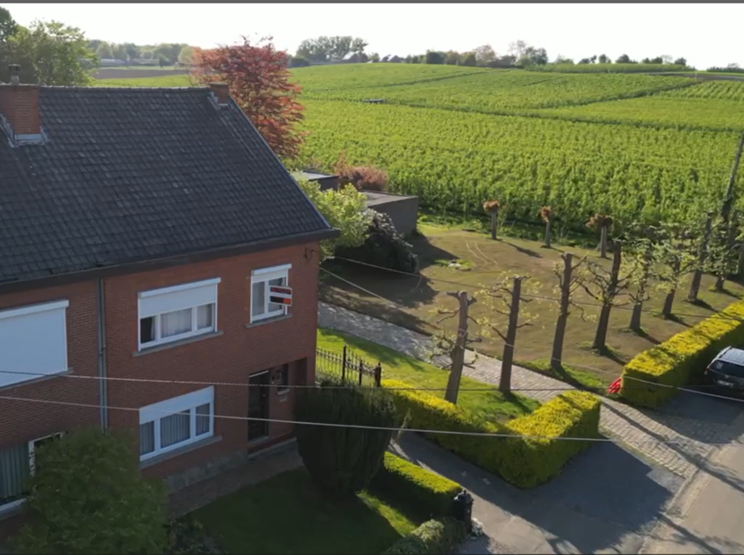 Ruime, op te frissen gezinswoning met grote tuin en prachtig uitzicht – Leurestraat 33, 3730 Hoeselt (Sint-Huibrechts-Hern)&lt;br /&gt;
&lt;br /&gt;
Ben je op zoe